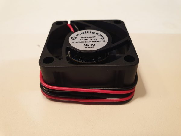 Multicomp Axial 40x40x20 24 Volt Fan - Image 3